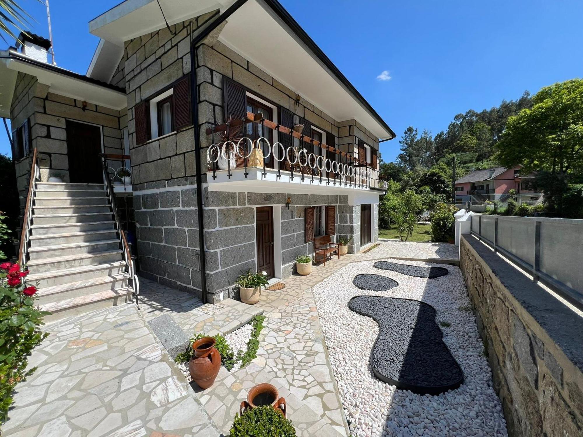 Vila Guia In Valdreu Braga Exterior foto